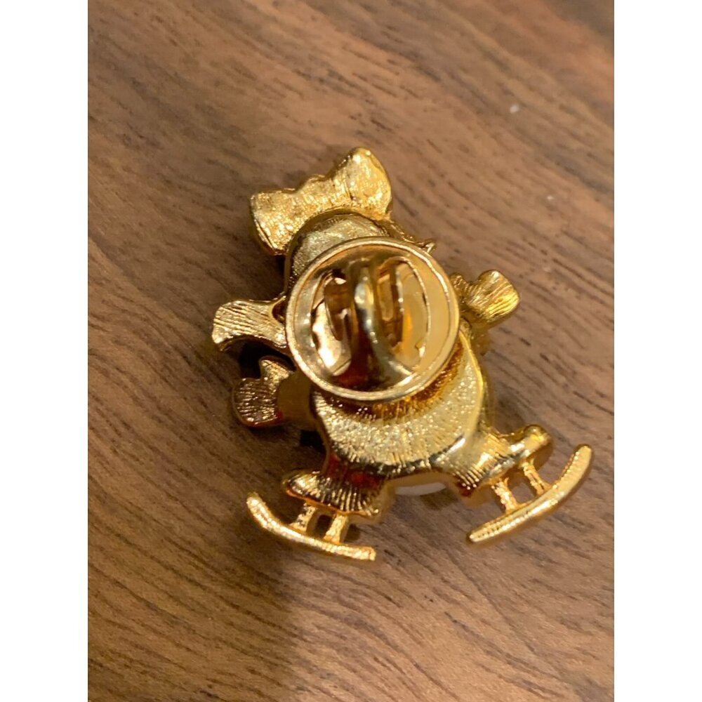 CAROLEE GOLD 1.25" FAUX PEARL SNOWMEN BOY GIRL SKATING Pin Brooch 1990S LOT 2 LN - Picture 5 of 10